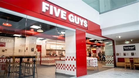 five guys portugal|The American Burger Chain Five Guys Will Now Be Launched In。